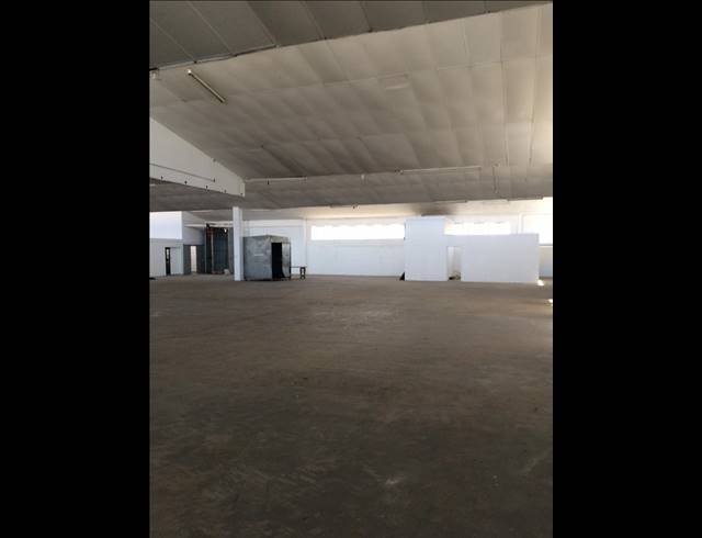 1,500M² WAREHOUSE TO LET IN MAITLAND